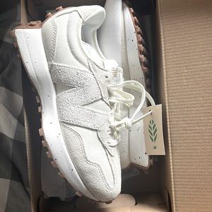 New with tags rare New Balance 327 Turtle dove shoes.